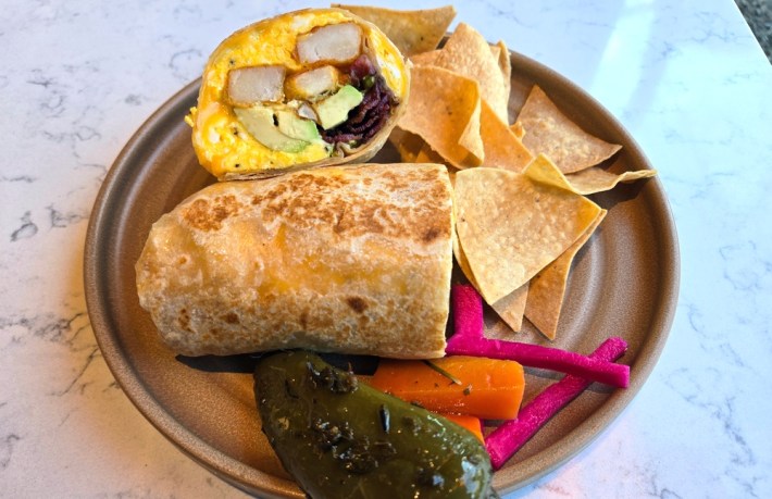 almaya burrito