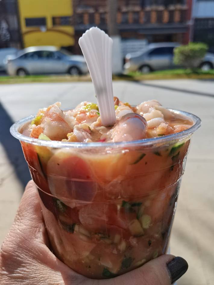 A coctel at Mariscos El Gordito. Photo via Maricos El Gordito/Facebook.